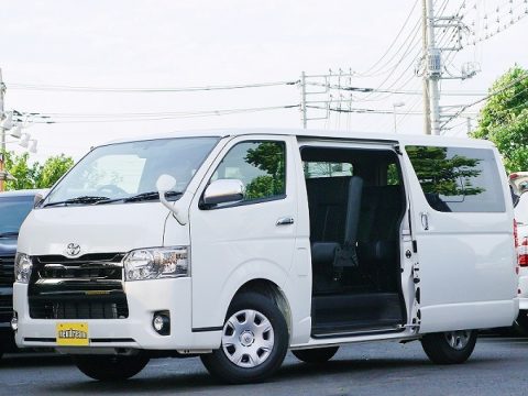 新車　ハイエース　スーパーＧＬ　ダークプライム　2ＷＤ